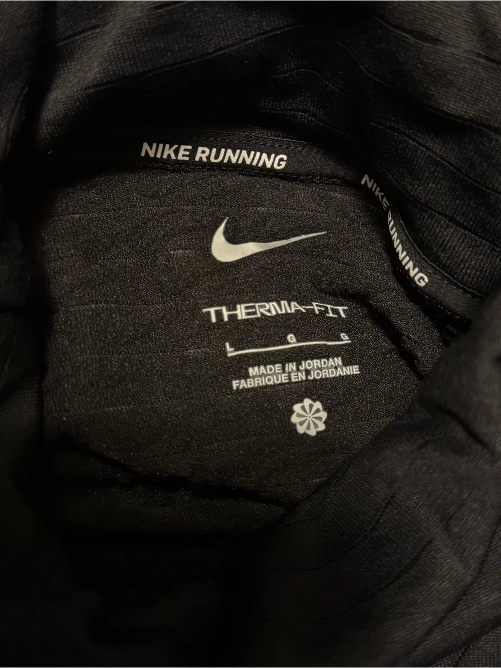 Nike Therma-FIT Women’s Swift Element Turtleneck Running Top Sizes ( S, L)